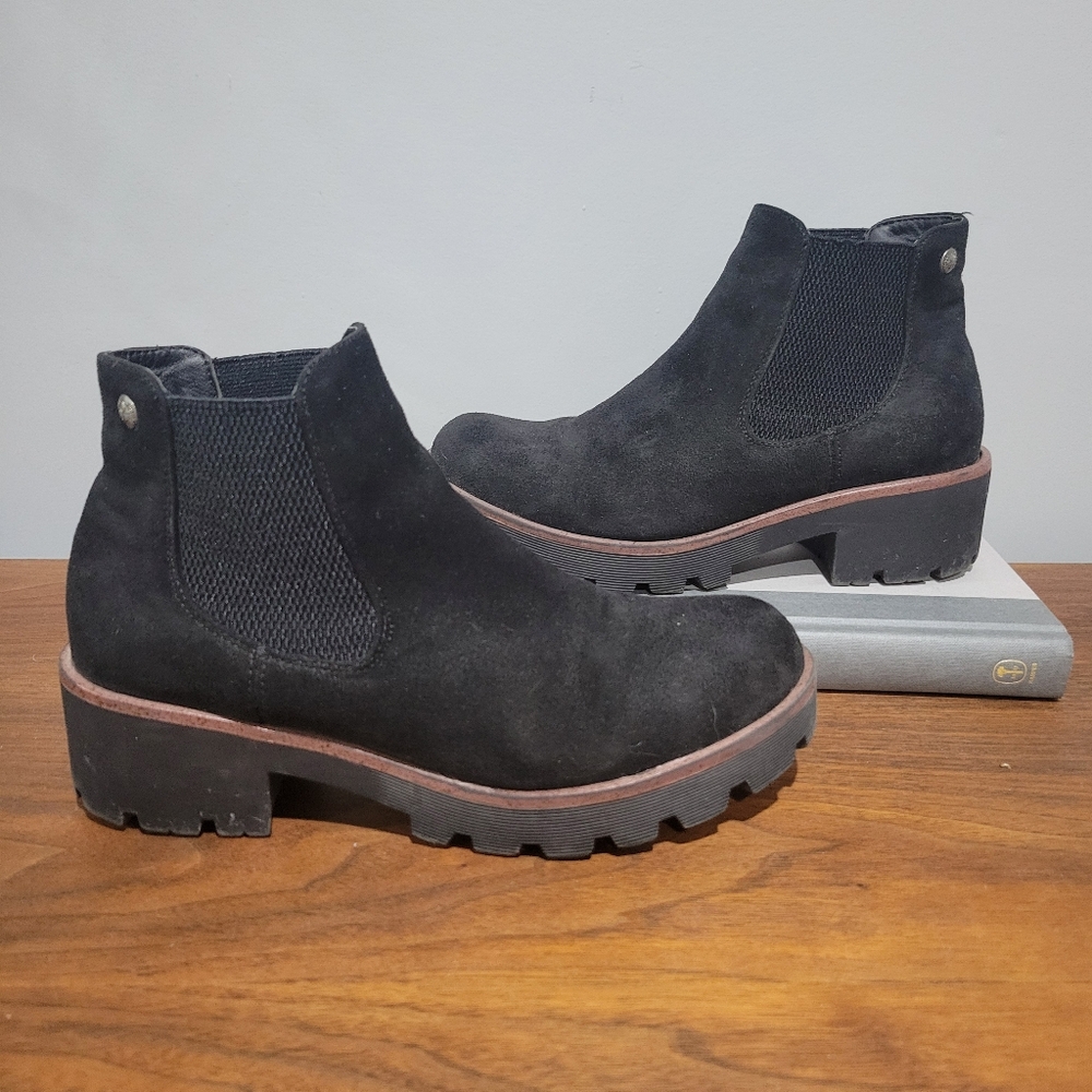 Rieker Chelsea suede boots